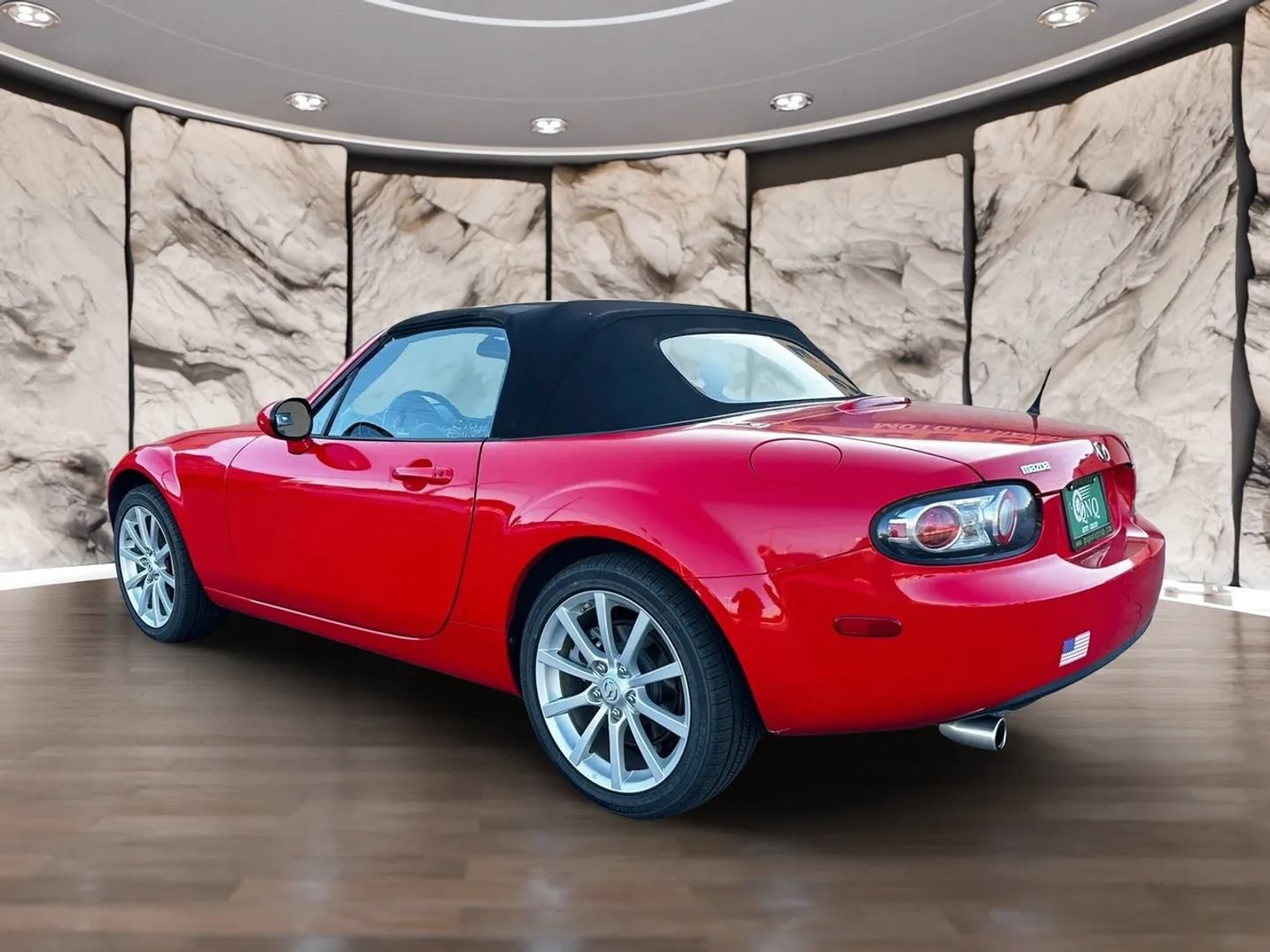 Used 2008 MAZDA MX-5 Miata Grand Touring w/ Premium Pkg RWD image 9