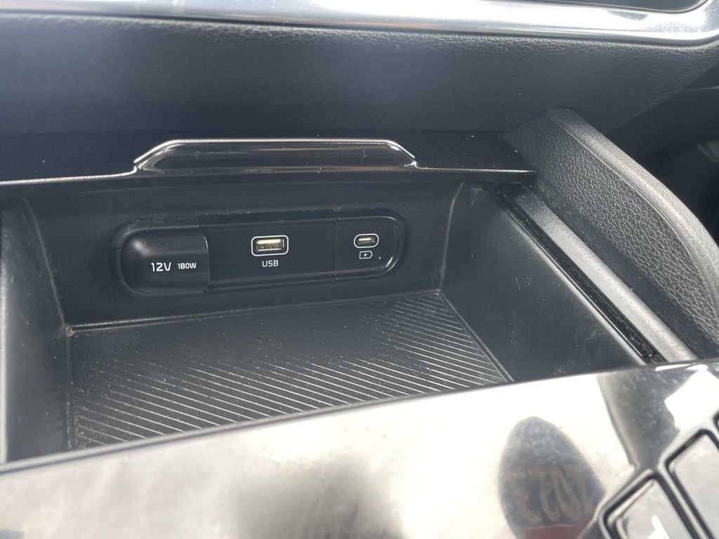 Used 2023 Kia Sportage LX AWD/4WD image 31