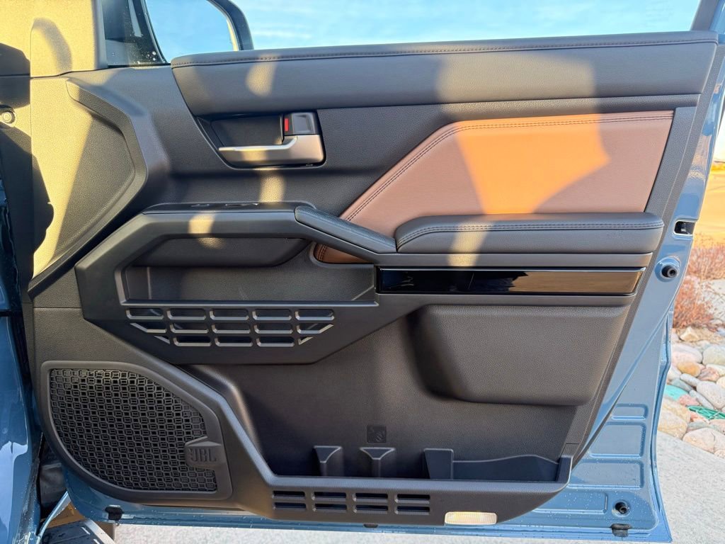 Used 2025 Toyota 4Runner Limited image 26