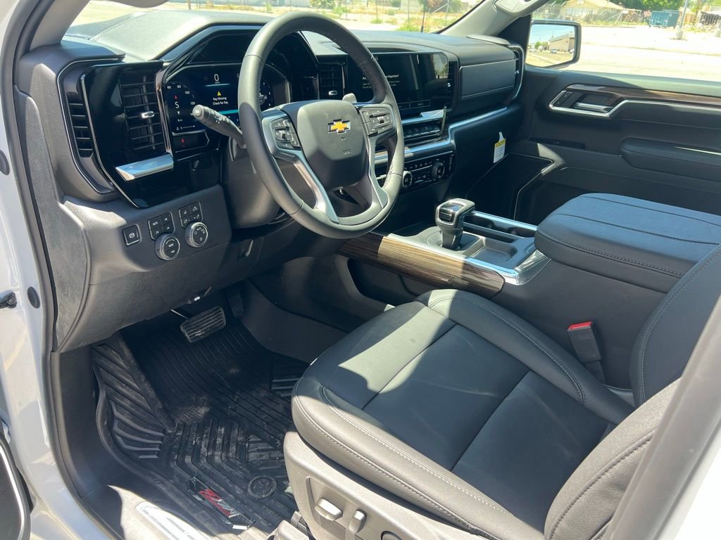 New 2026 Chevrolet Silverado 1500 LT w/ Z71 Off-Road Package AWD/4WD image 10