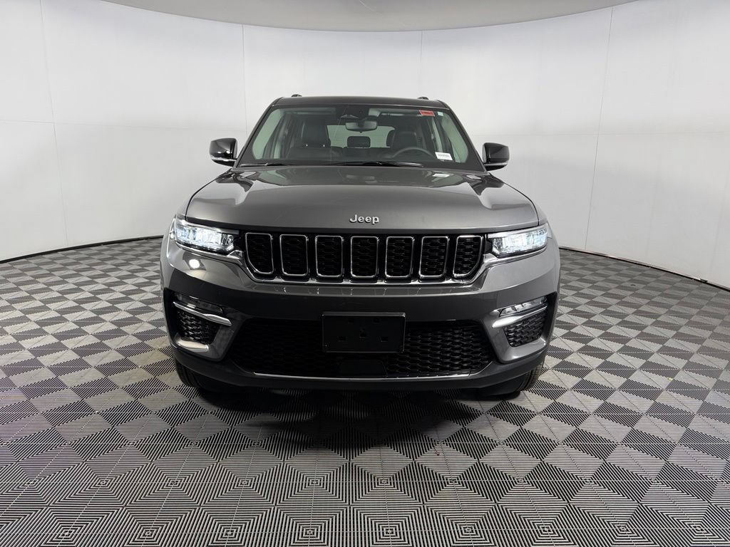 Certified 2023 Jeep Grand Cherokee Limited AWD/4WD image 3