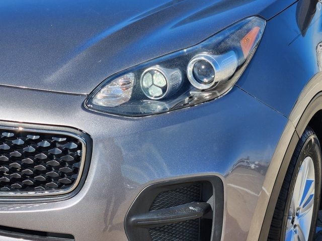 Used 2018 Kia Sportage LX image 16