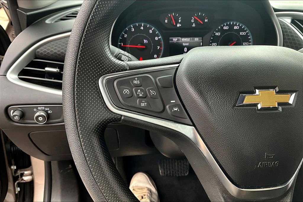 Used 2024 Chevrolet Malibu LT image 13