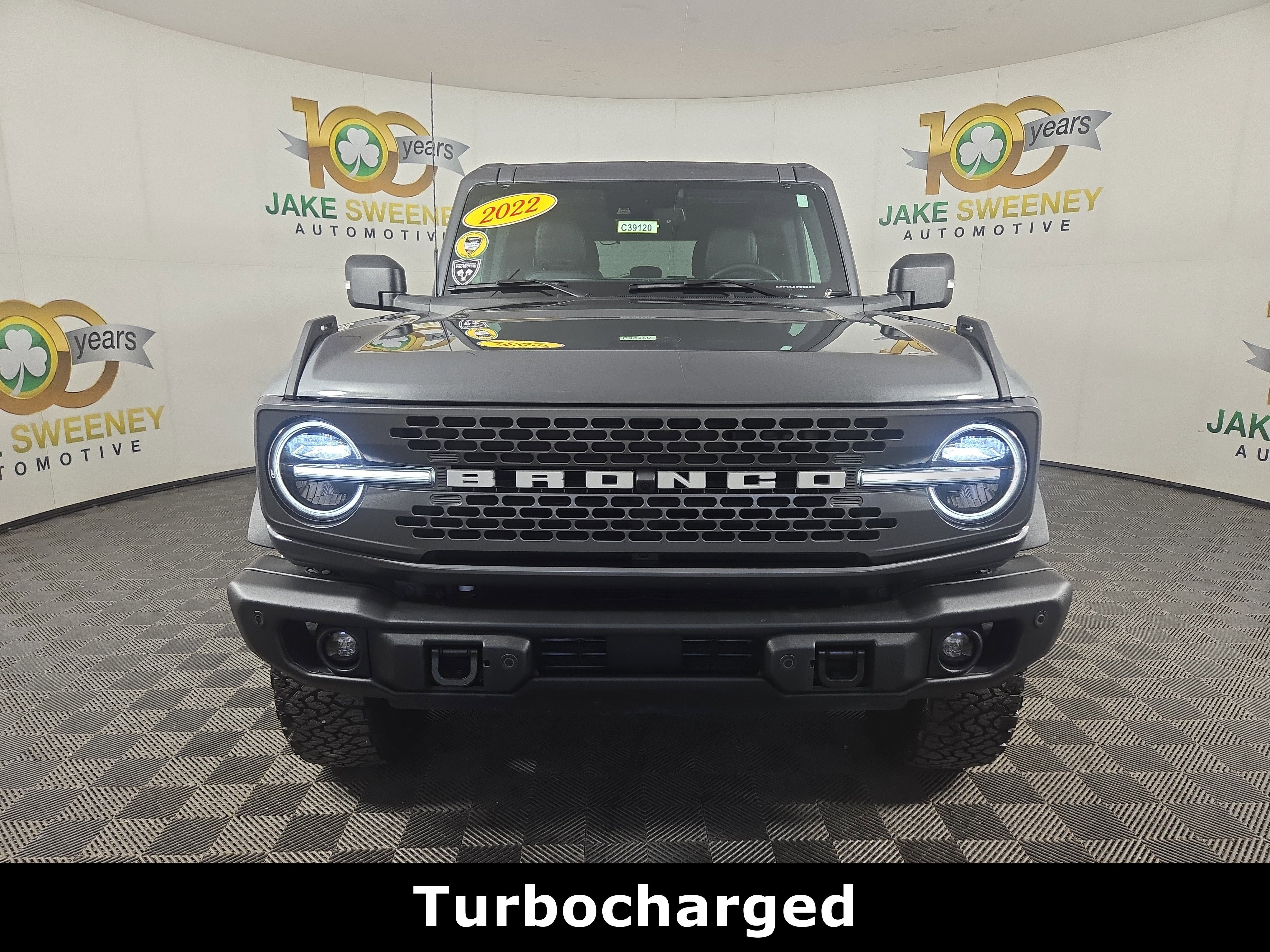 Used 2022 Ford Bronco Badlands image 3