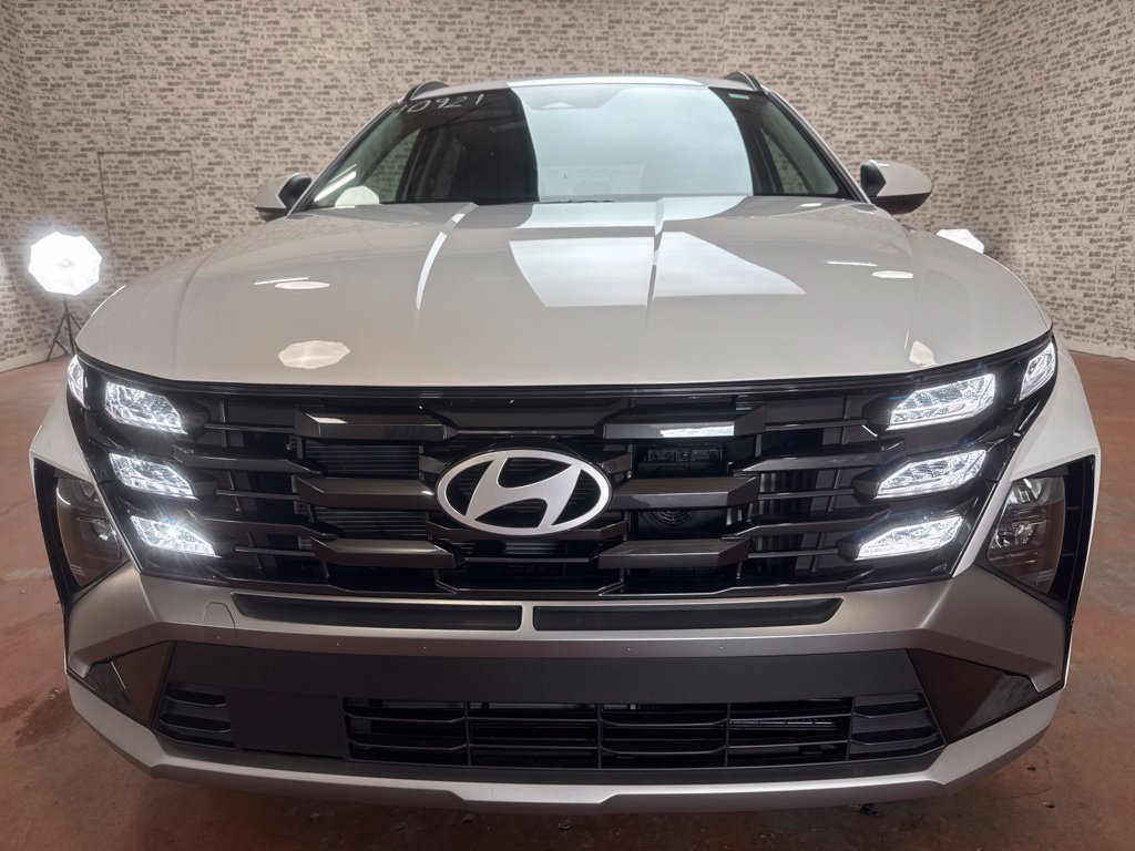 New 2026 Hyundai Tucson SEL w/ Tow & Go Package FWD image 2