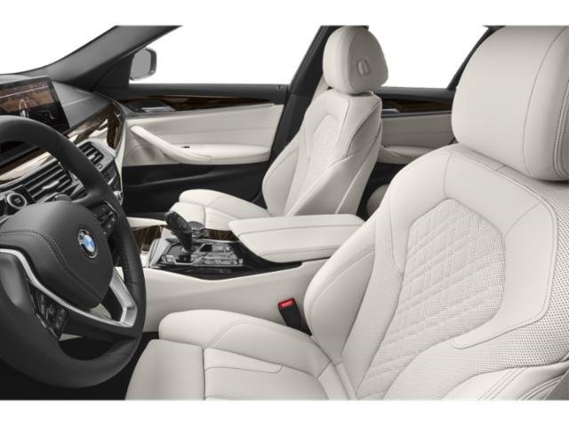 Used 2021 BMW 530e w/ Parking Assistance Package RWD image 13