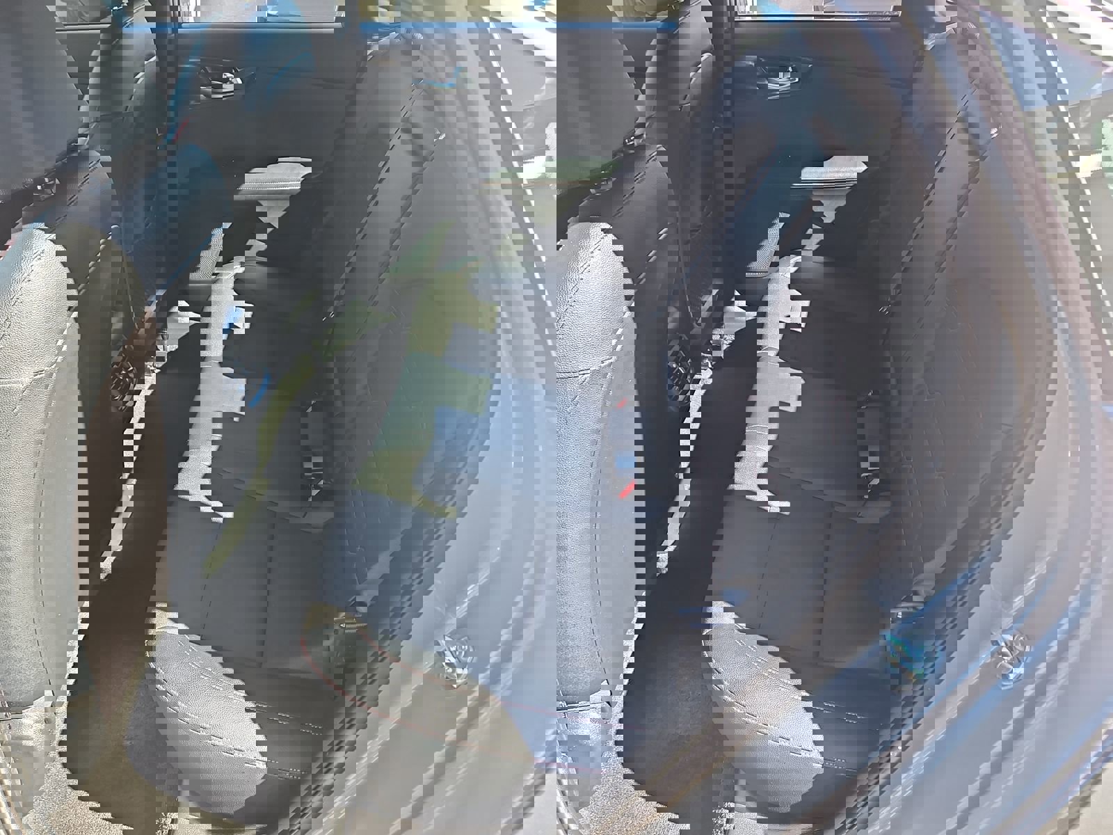 Used 2023 Kia Forte GT image 18