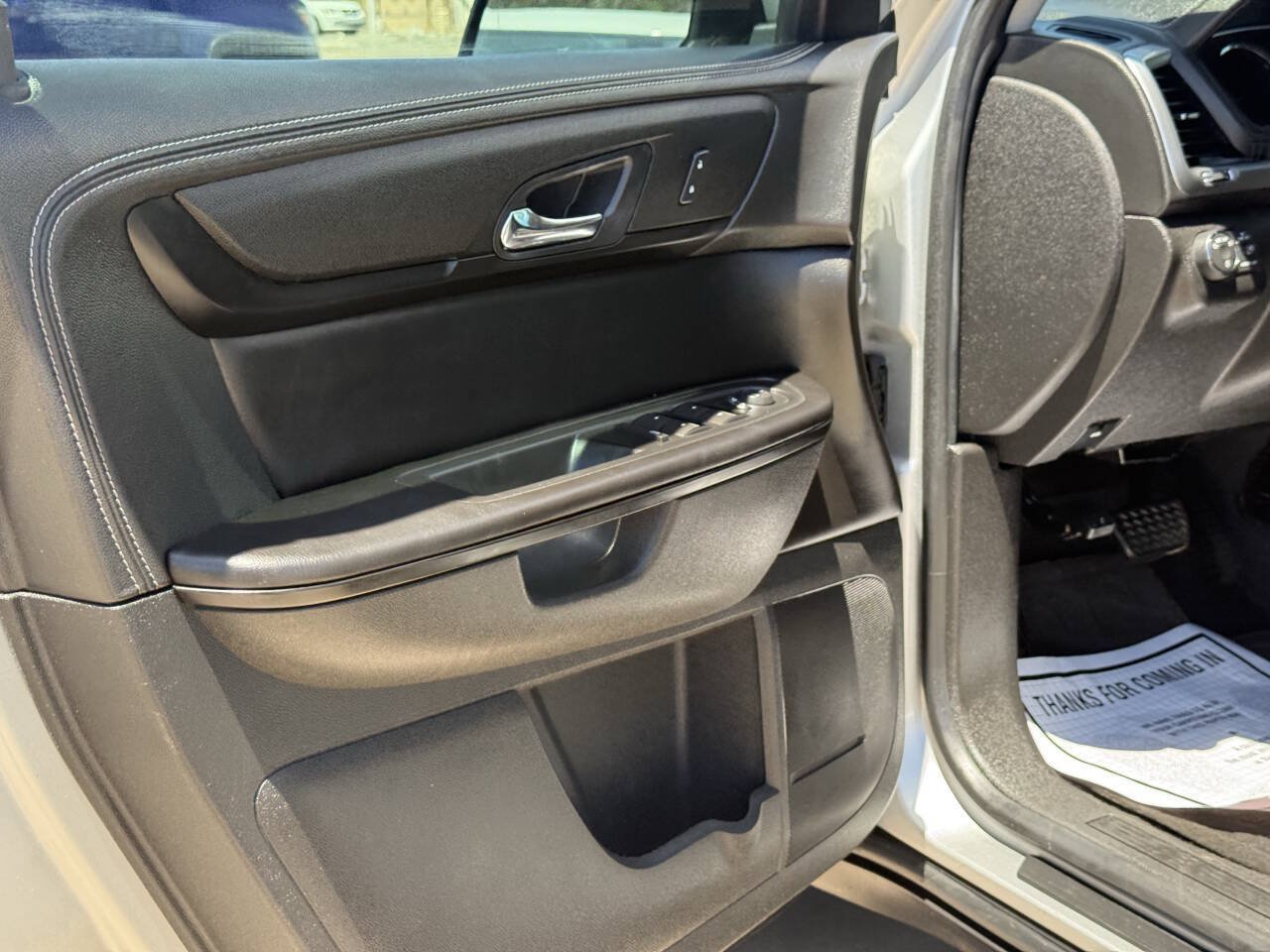 Used 2015 GMC Acadia SLE FWD image 8