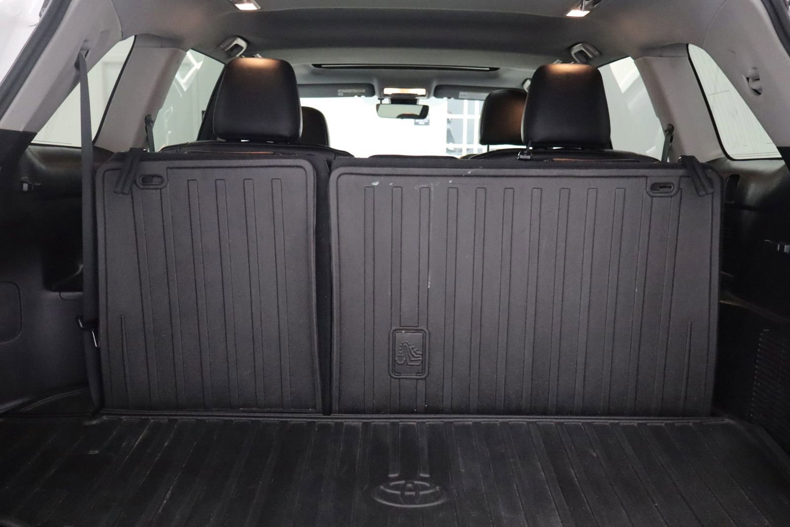 Used 2017 Toyota Highlander XLE image 39