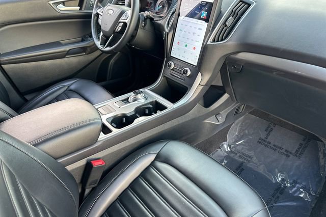 Used 2023 Ford Edge SEL image 18