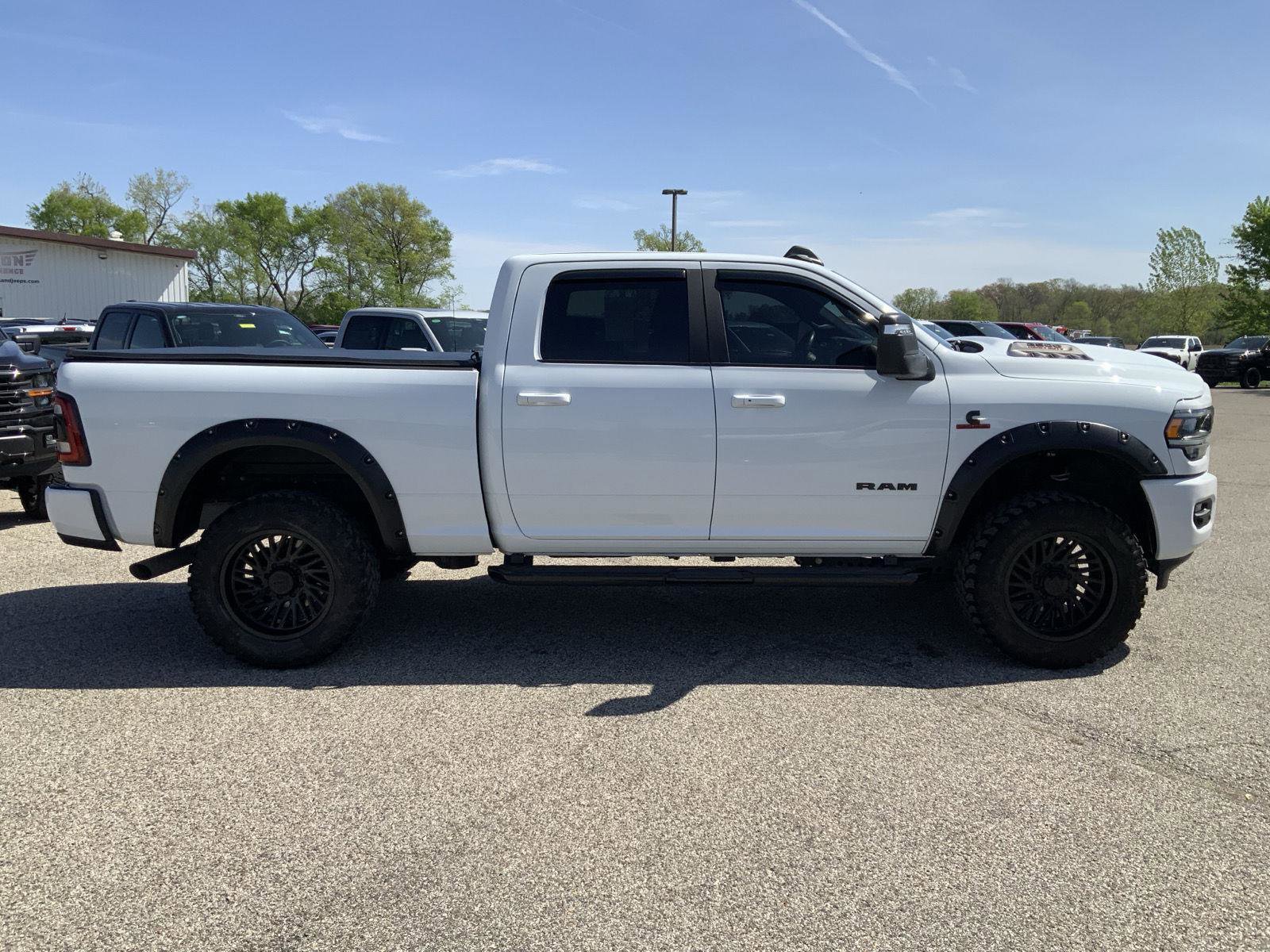 Used 2024 RAM 2500 Laramie w/ Night Edition AWD/4WD image 9