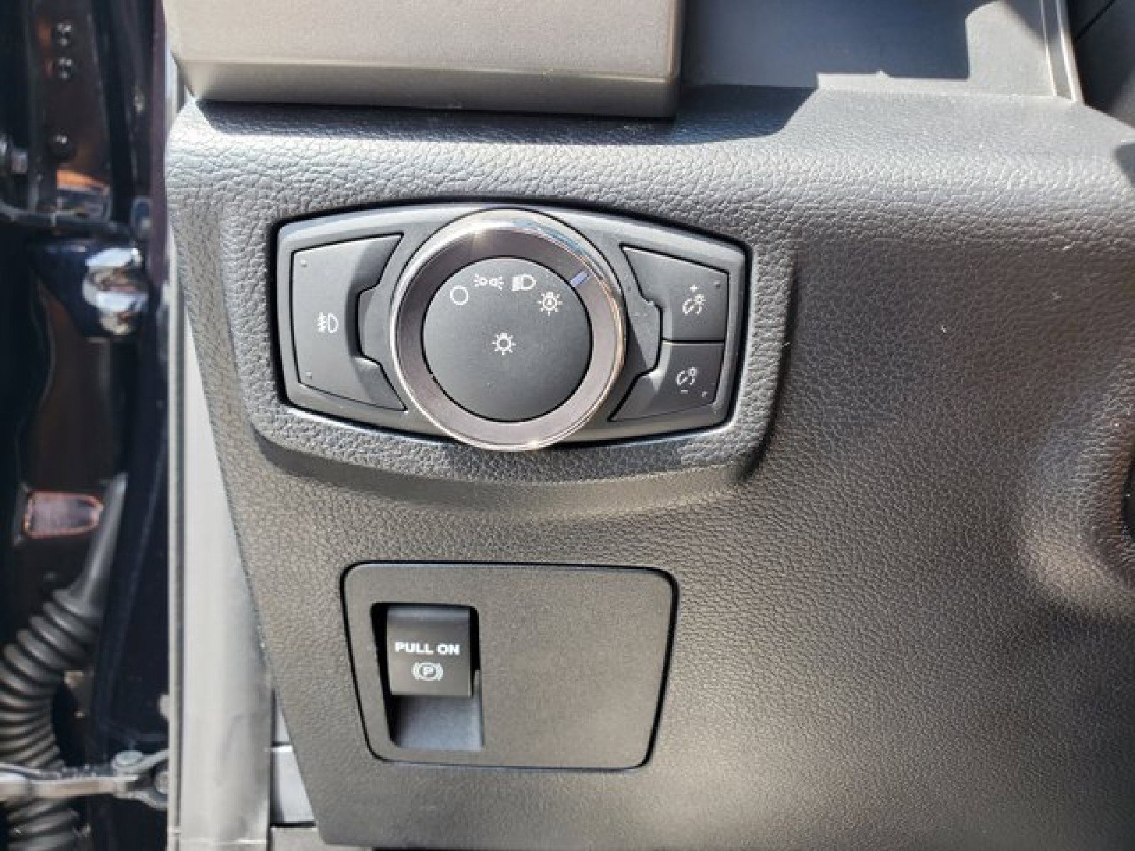 Used 2019 Ford Expedition Max XLT w/ Equipment Group 201A image 15