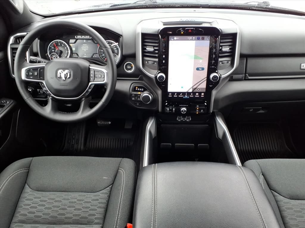 Used 2025 RAM 1500 Big Horn AWD/4WD image 13