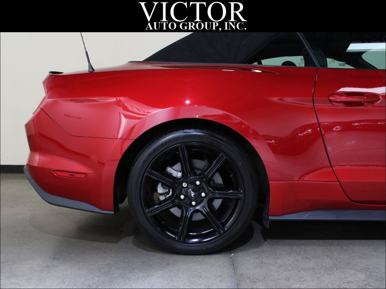 Used 2020 Ford Mustang GT Premium w/ Carbon Sport Interior Package RWD image 15