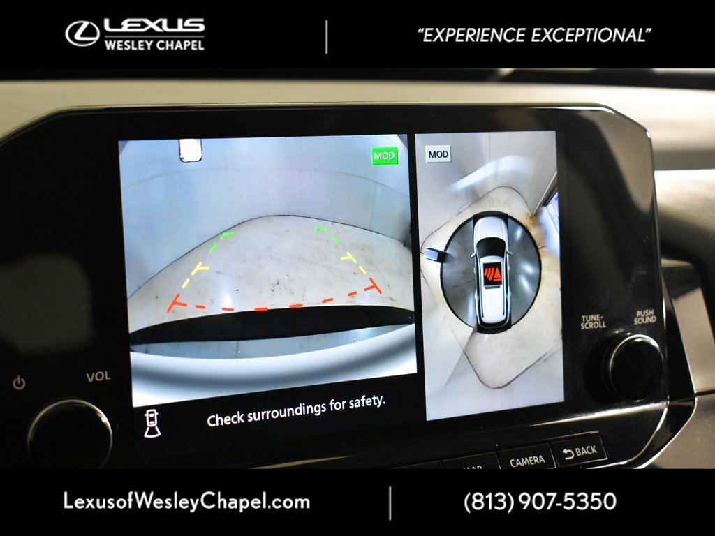 Used 2025 Nissan Pathfinder Platinum w/ Cargo Package image 47