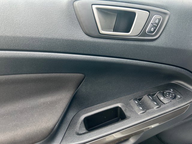 Used 2022 Ford EcoSport SE image 10