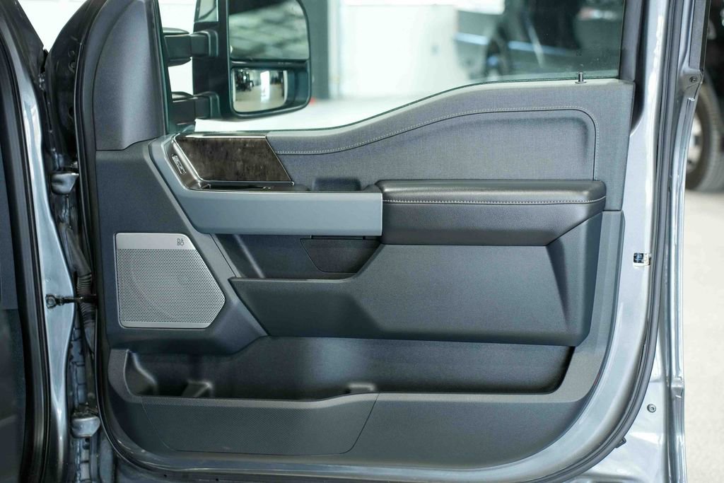 Used 2023 Ford F150 Lariat w/ Max Trailer Tow Package AWD/4WD image 15