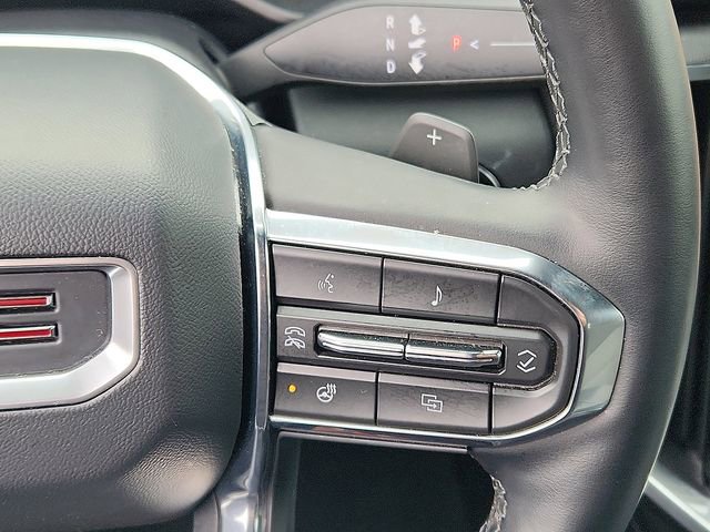 Used 2025 GMC Acadia Elevation image 25