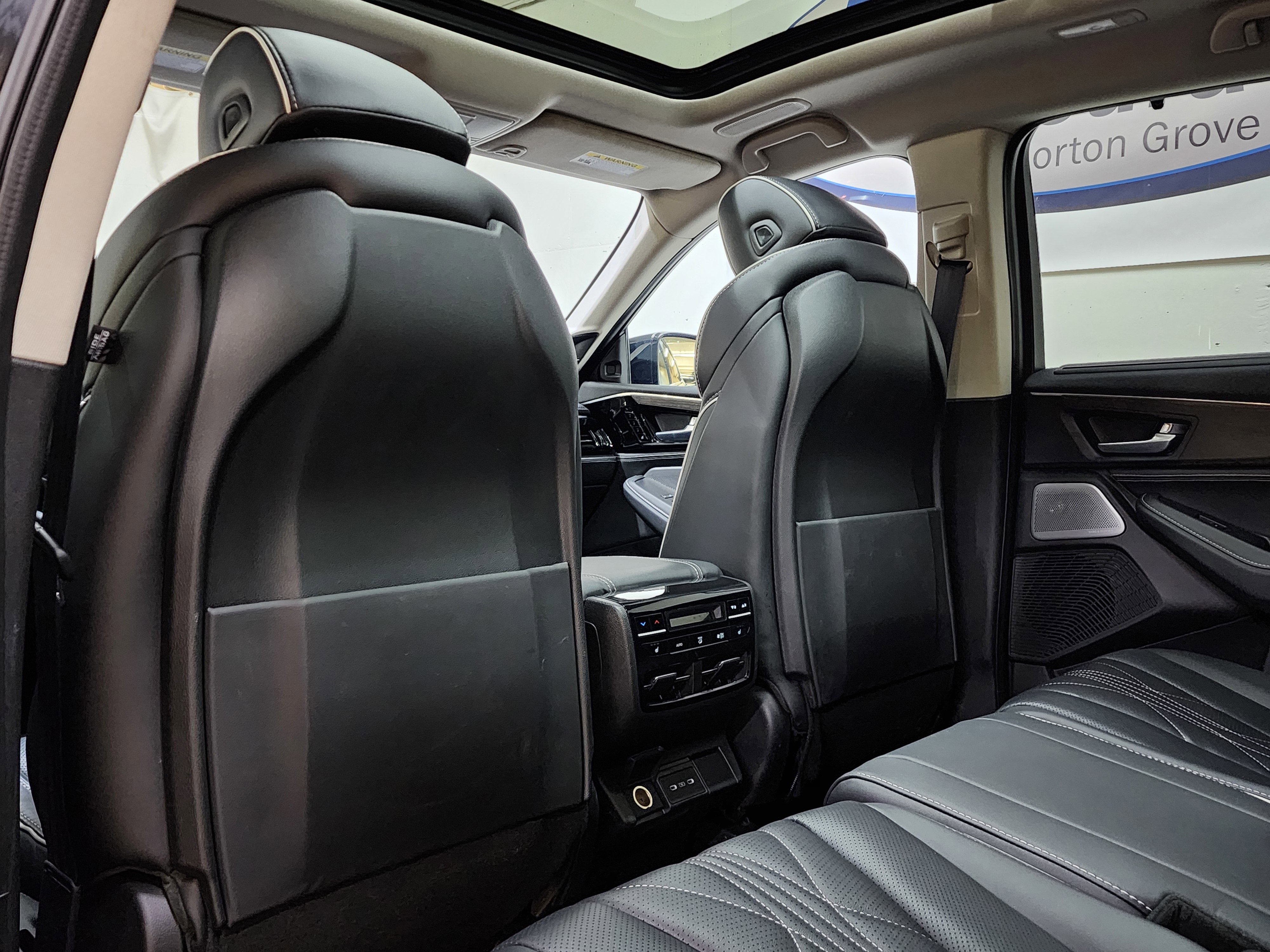 Certified 2026 Acura MDX SH-AWD w/ Advance Package image 15