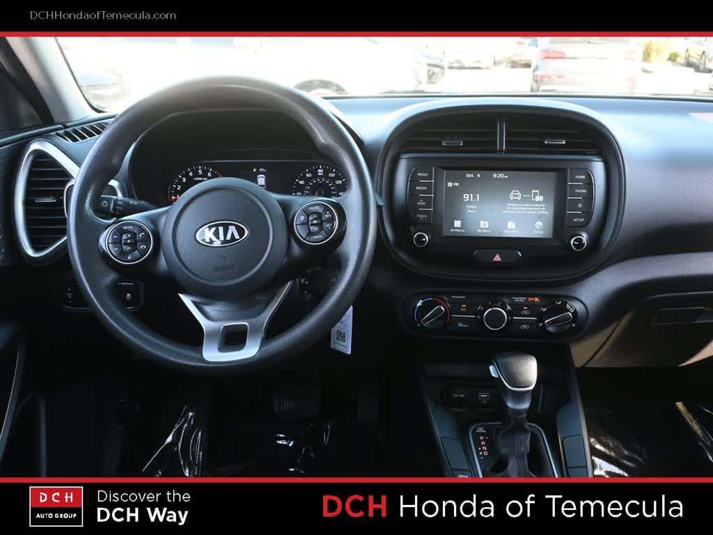 Used 2021 Kia Soul LX FWD image 8