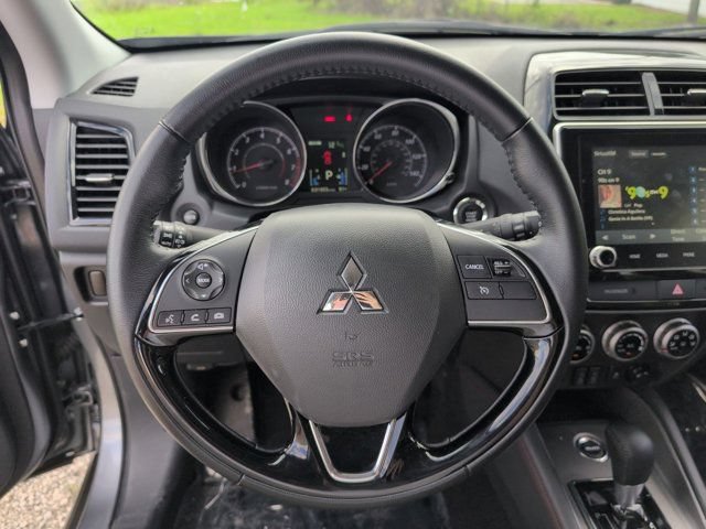 Used 2025 Mitsubishi Outlander Sport SE AWD/4WD image 22