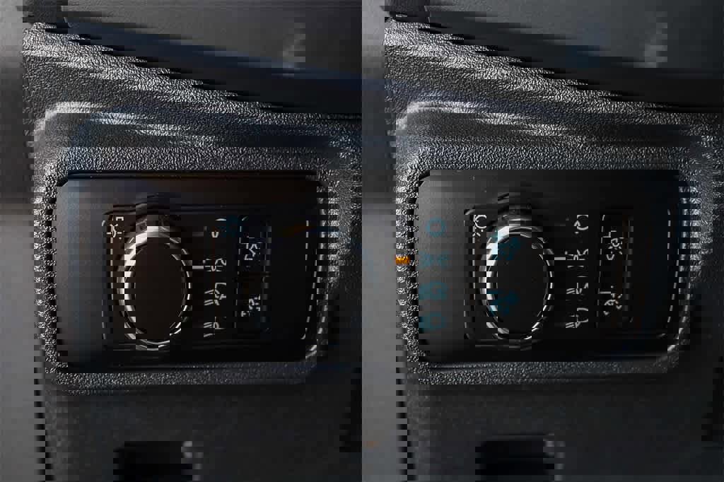 Used 2025 Ford Bronco Big Bend image 24