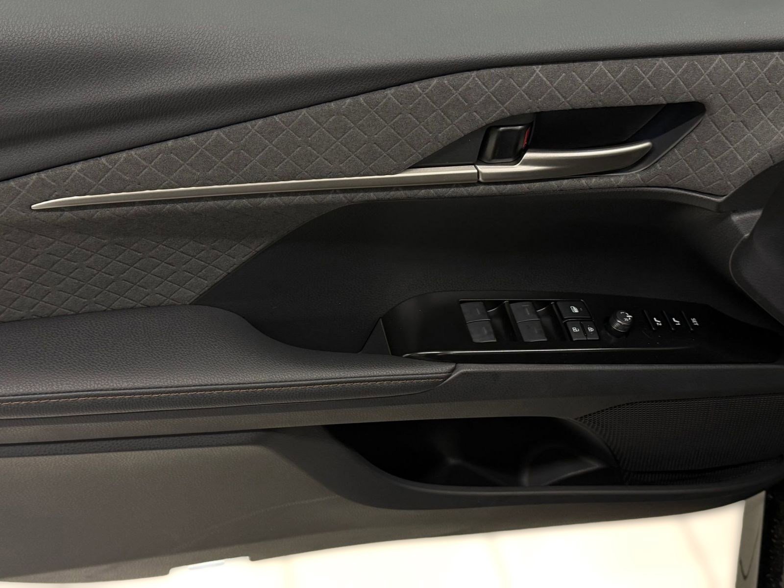 New 2026 Toyota Camry LE image 11