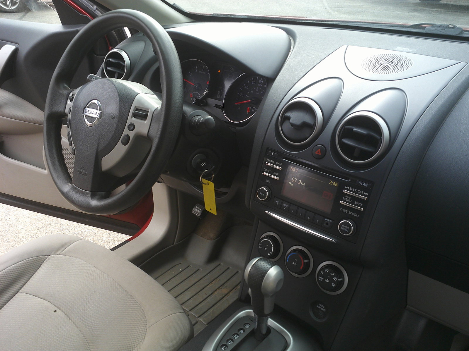 Used 2014 Nissan Rogue S w/ Convenience Package image 14