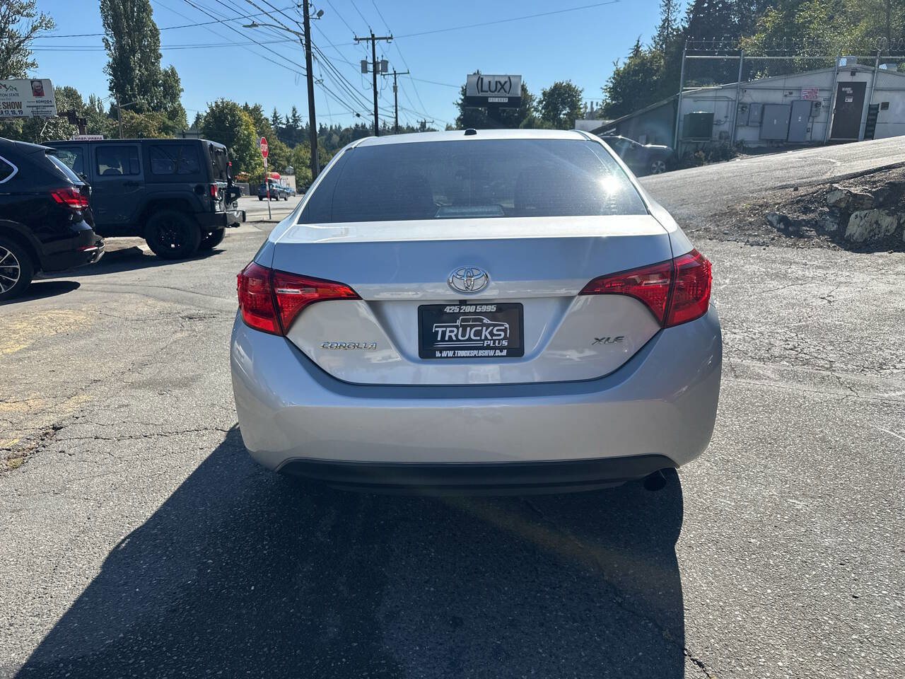 Used 2019 Toyota Corolla XLE image 4