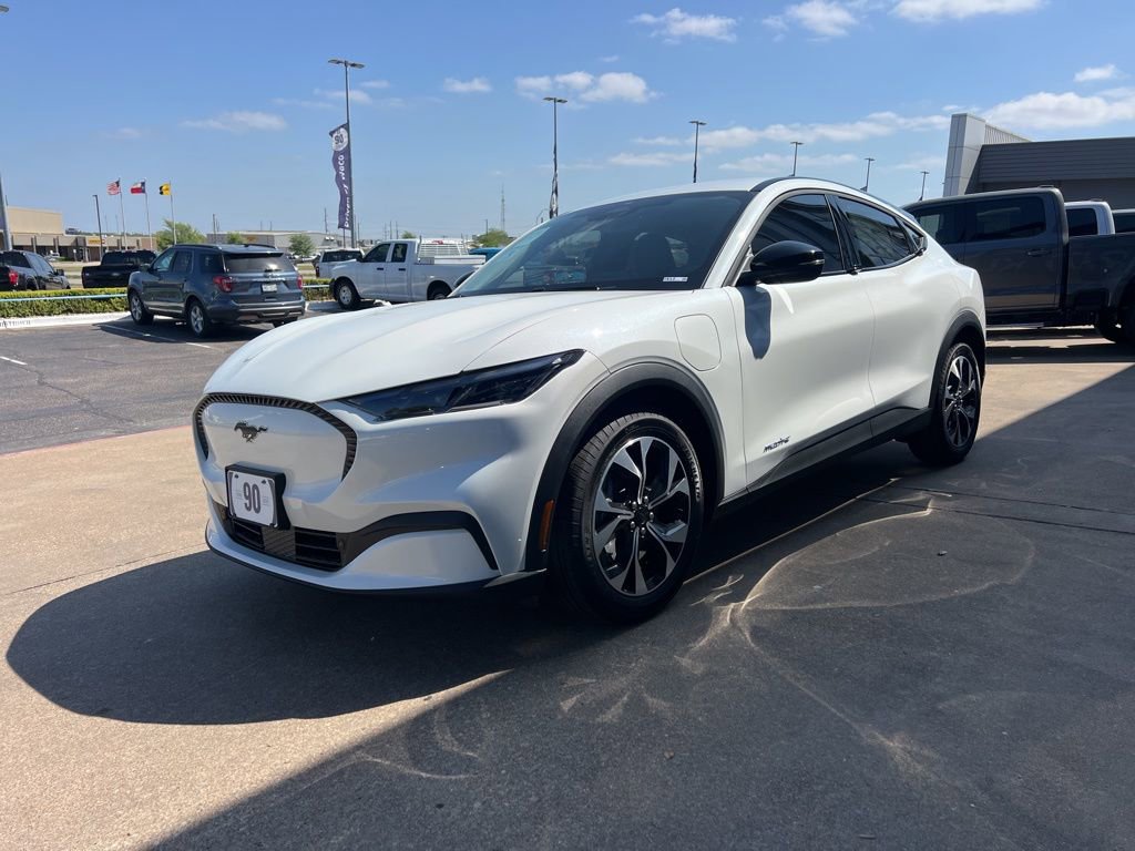 New 2026 Ford Mustang Mach-E Select image 4