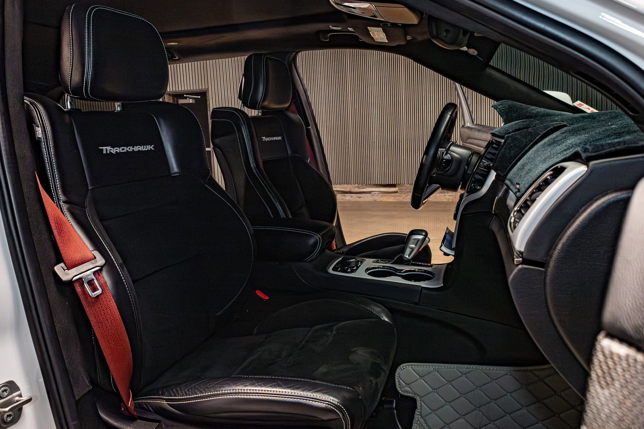 Used 2018 Jeep Grand Cherokee Trackhawk w/ Trailer Tow Group IV image 24