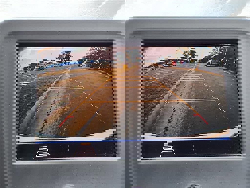 Used 2020 Chevrolet Equinox LT image 13