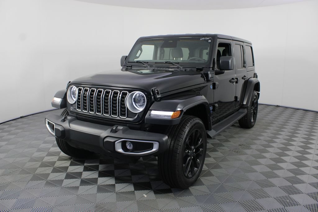 Used 2025 Jeep Wrangler Unlimited Sahara AWD/4WD image 20