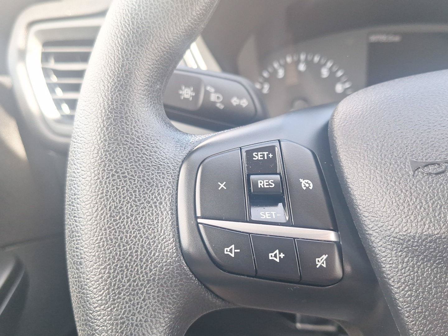 Used 2022 Ford Escape S AWD/4WD image 19