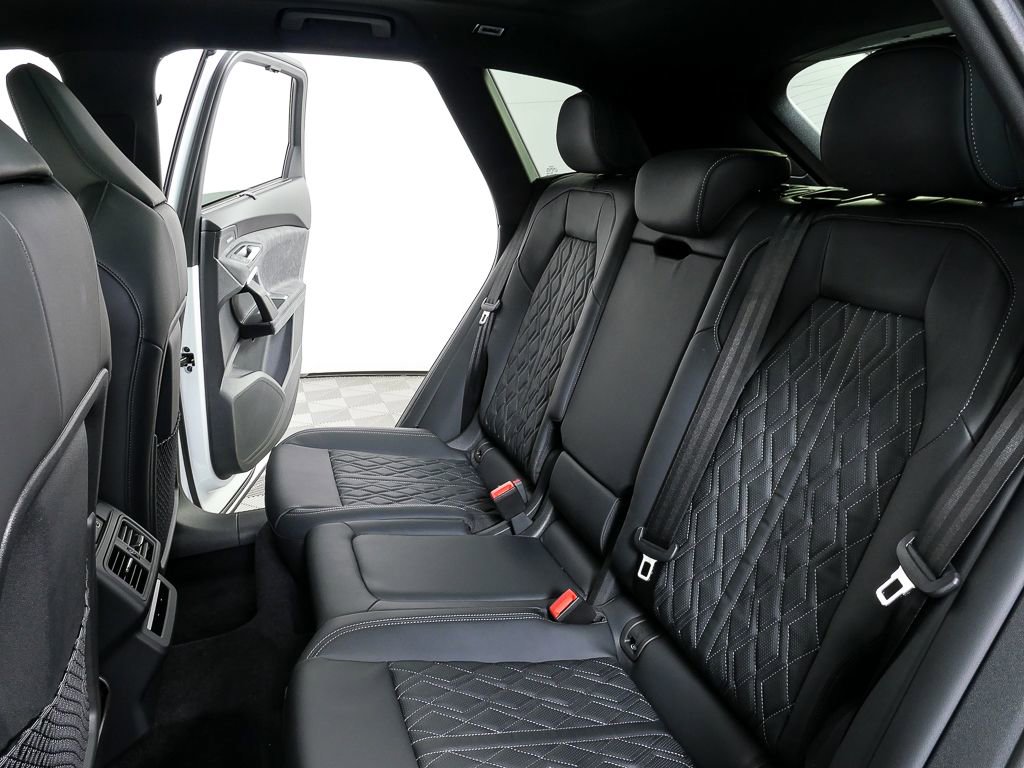 New 2026 Audi SQ5 Premium Plus image 21