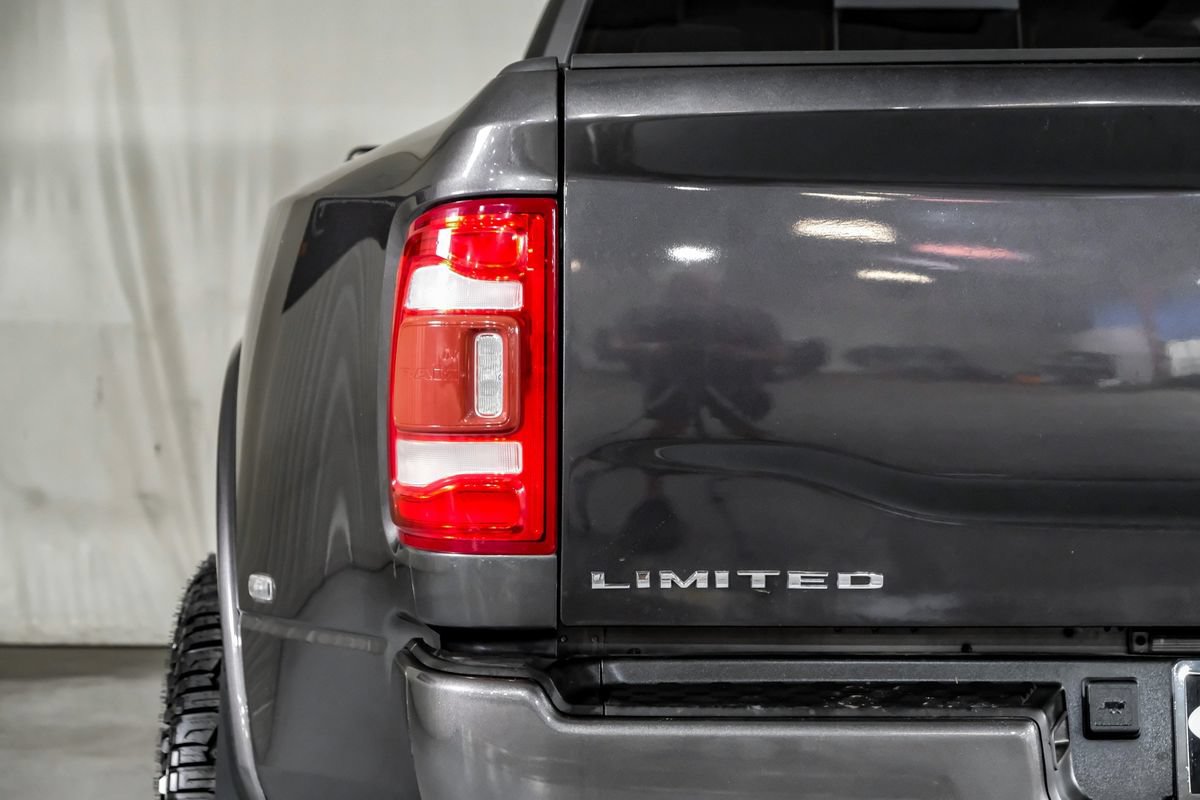 Used 2022 RAM 3500 Limited AWD/4WD image 42