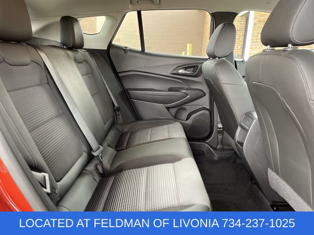 Certified 2024 Chevrolet Trax LT w/ Driver Confidence Package FWD image 25