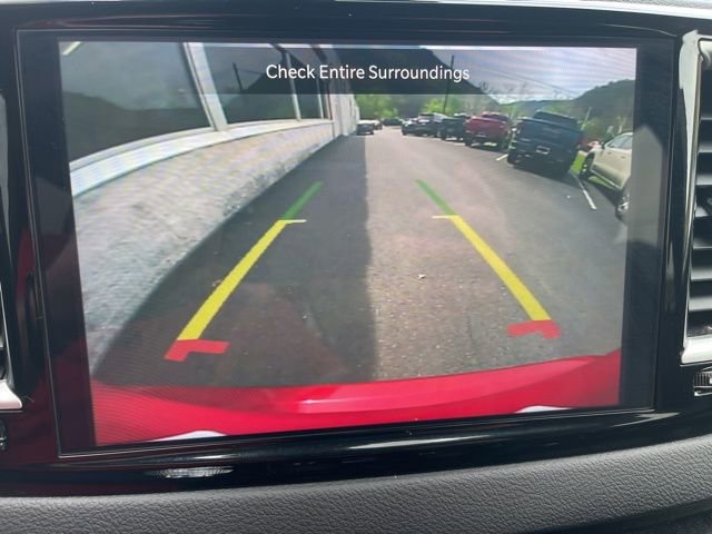 Used 2025 Chrysler Pacifica Select FWD image 24