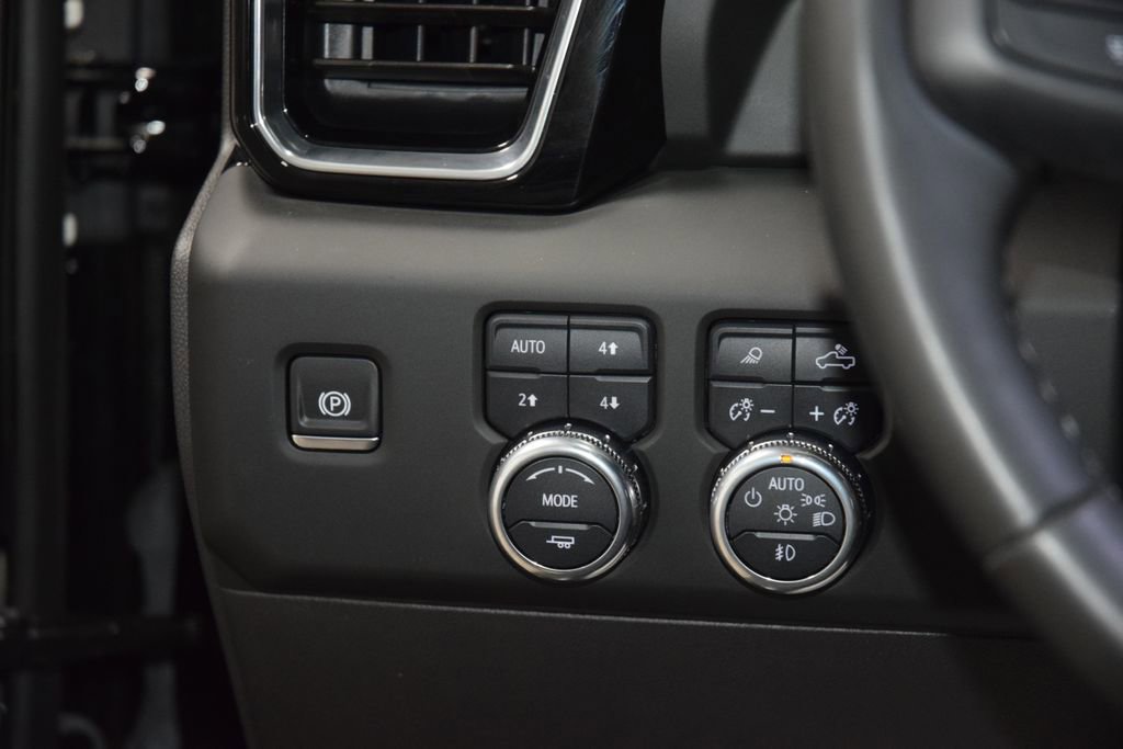 Used 2024 GMC Sierra 1500 Denali w/ Denali Reserve Package AWD/4WD image 37