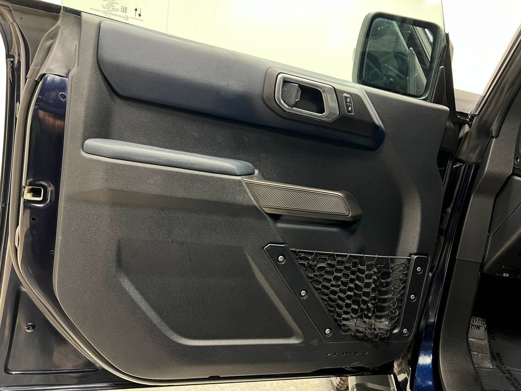 Used 2021 Ford Bronco Outer Banks AWD/4WD image 15