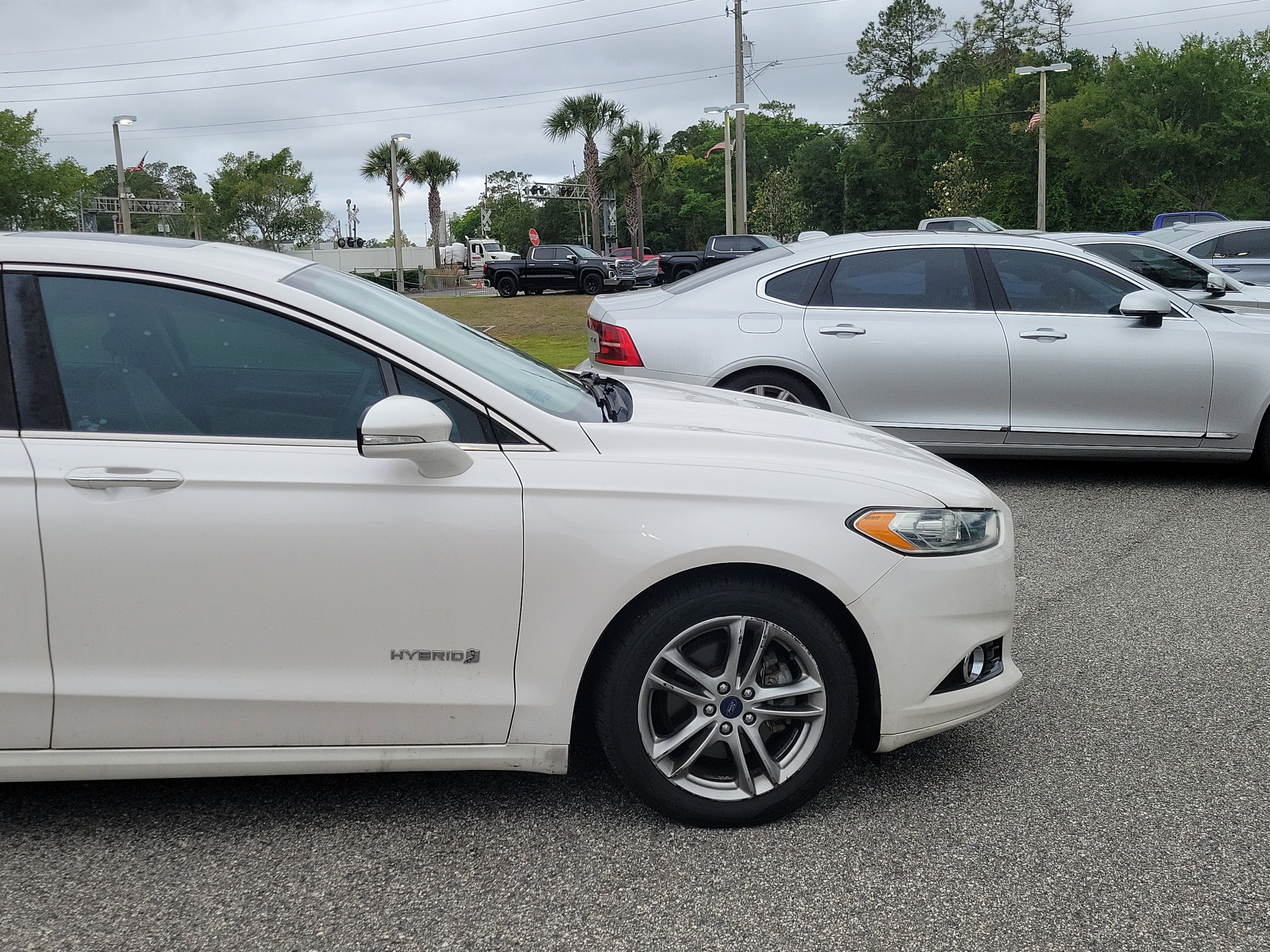 Used 2015 Ford Fusion Titanium FWD image 10