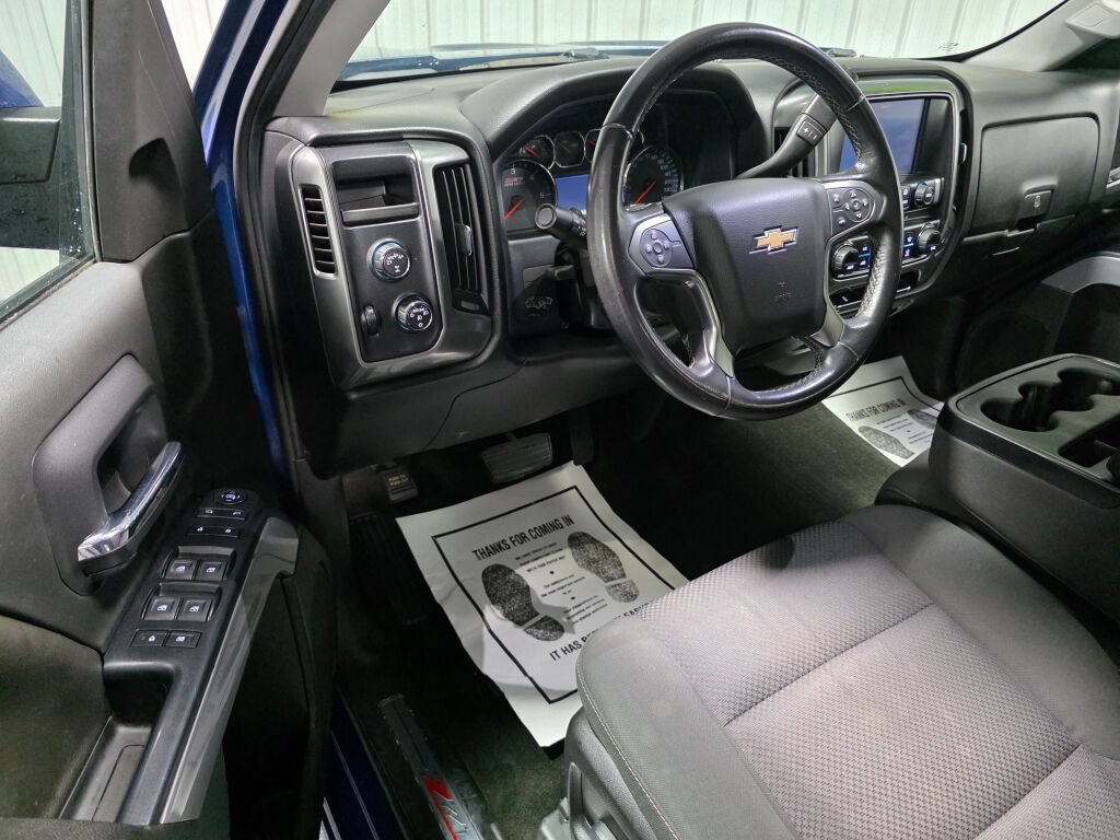 Used 2018 Chevrolet Silverado 1500 LT w/ All Star Edition AWD/4WD image 6