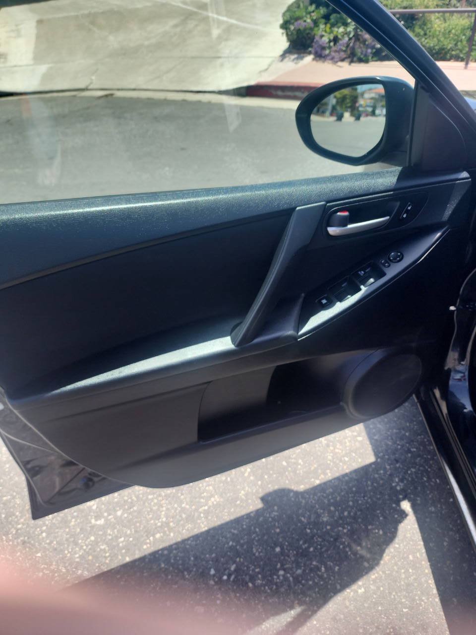 Used 2013 MAZDA MAZDA3 i SV w/ Convenience Pkg FWD image 11
