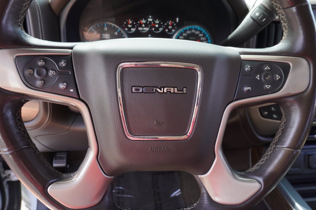 Used 2017 GMC Sierra 1500 Denali RWD image 21