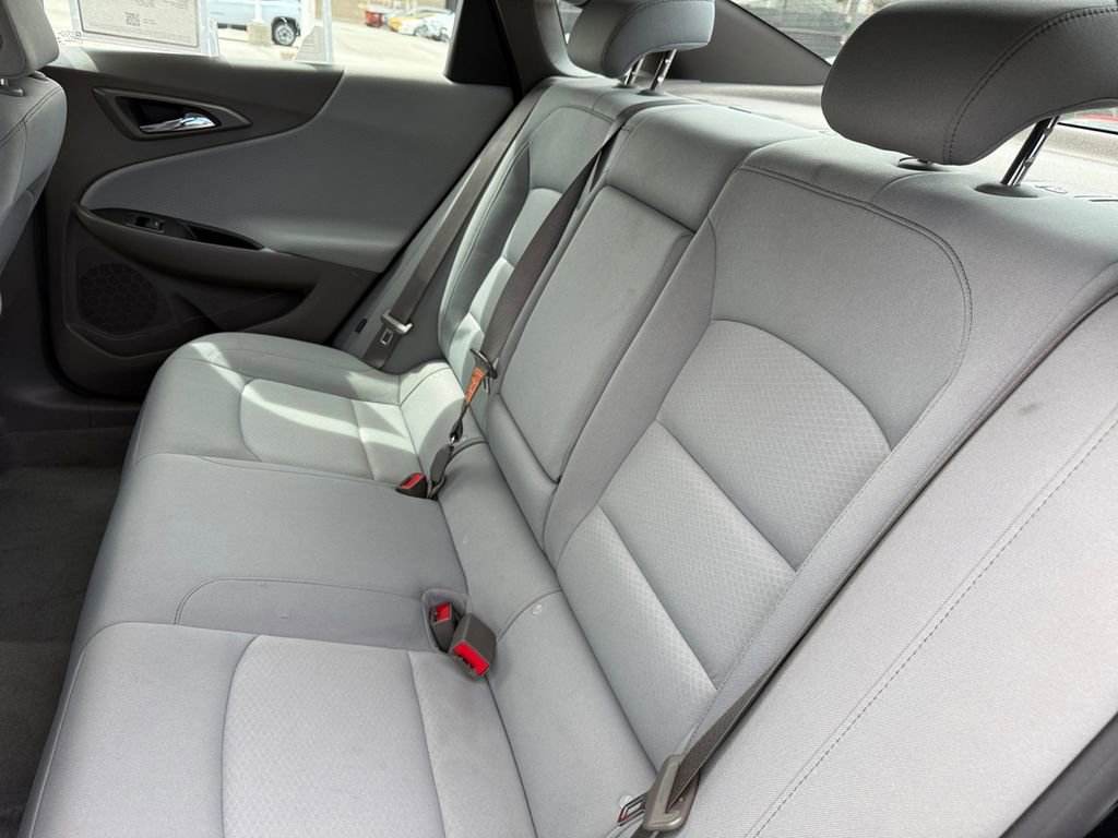 Used 2024 Chevrolet Malibu LT FWD image 25