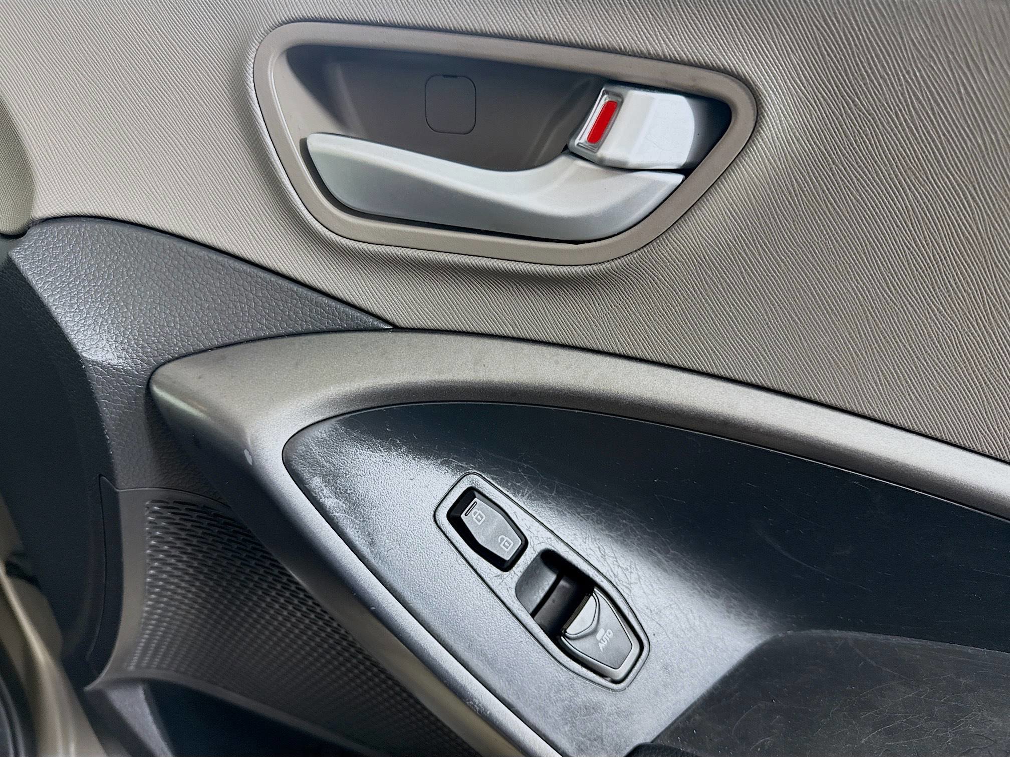 Used 2017 Hyundai Santa Fe Sport 2.0T w/ Cargo Package image 29