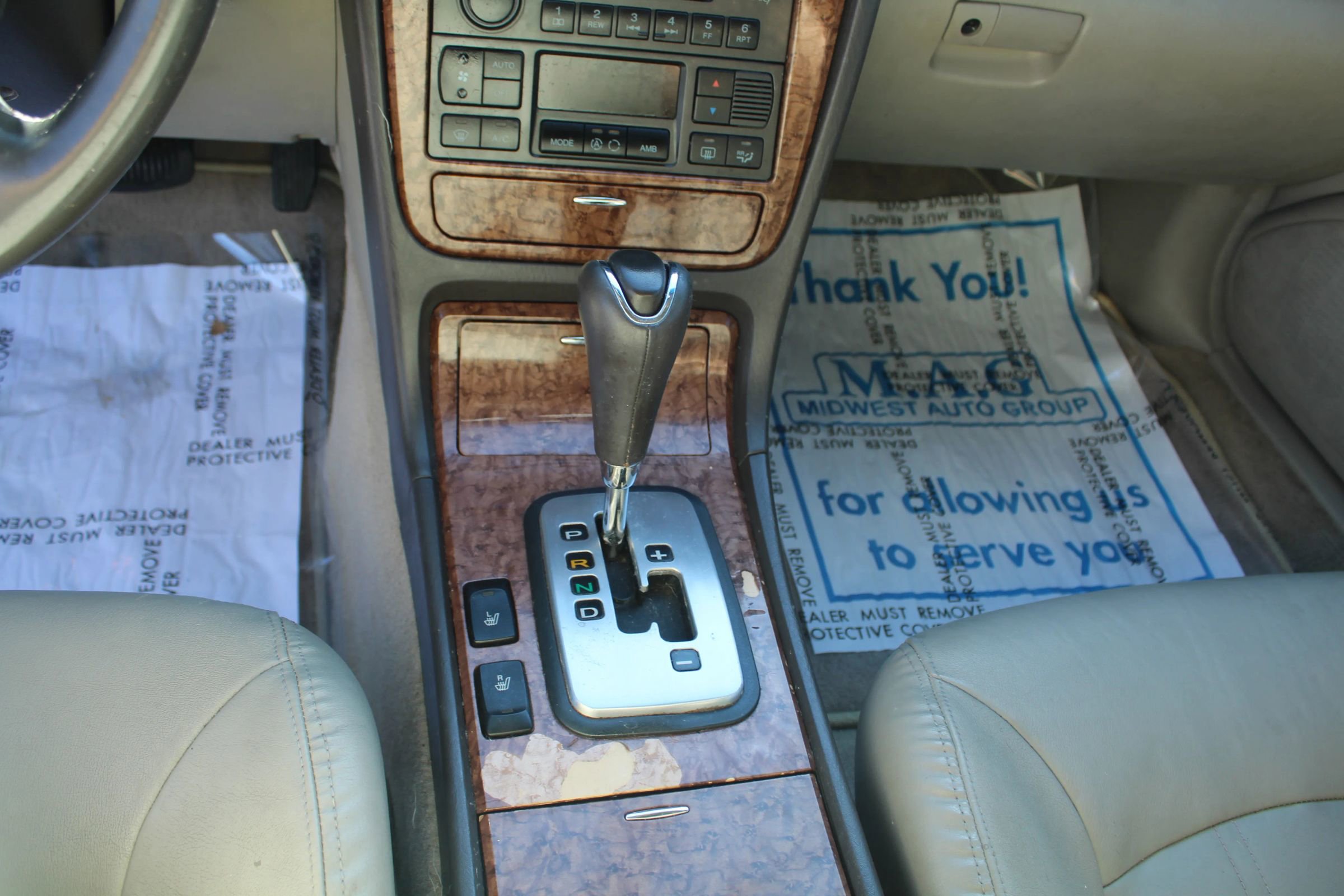 Used 2005 Hyundai XG350 L image 14