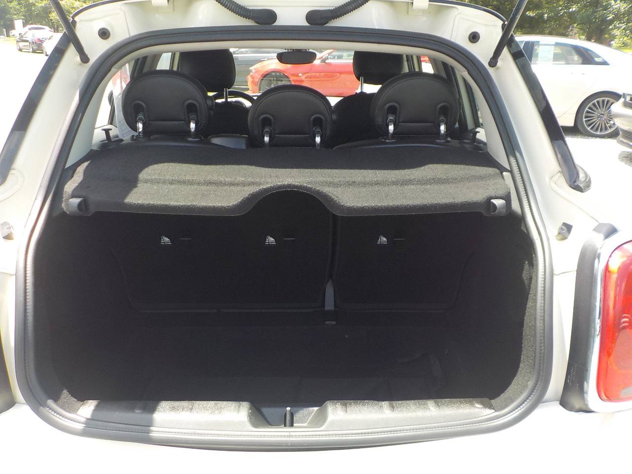 Used 2016 MINI Cooper 4-Door Hardtop FWD image 19
