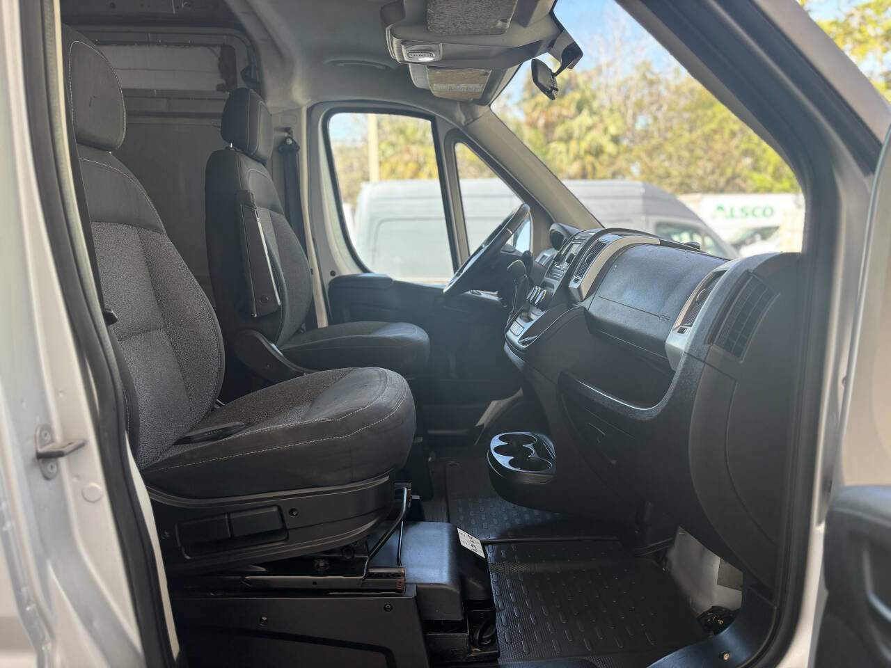 Used 2017 RAM ProMaster 2500 w/ Mopar Trailer Tow Group FWD image 18