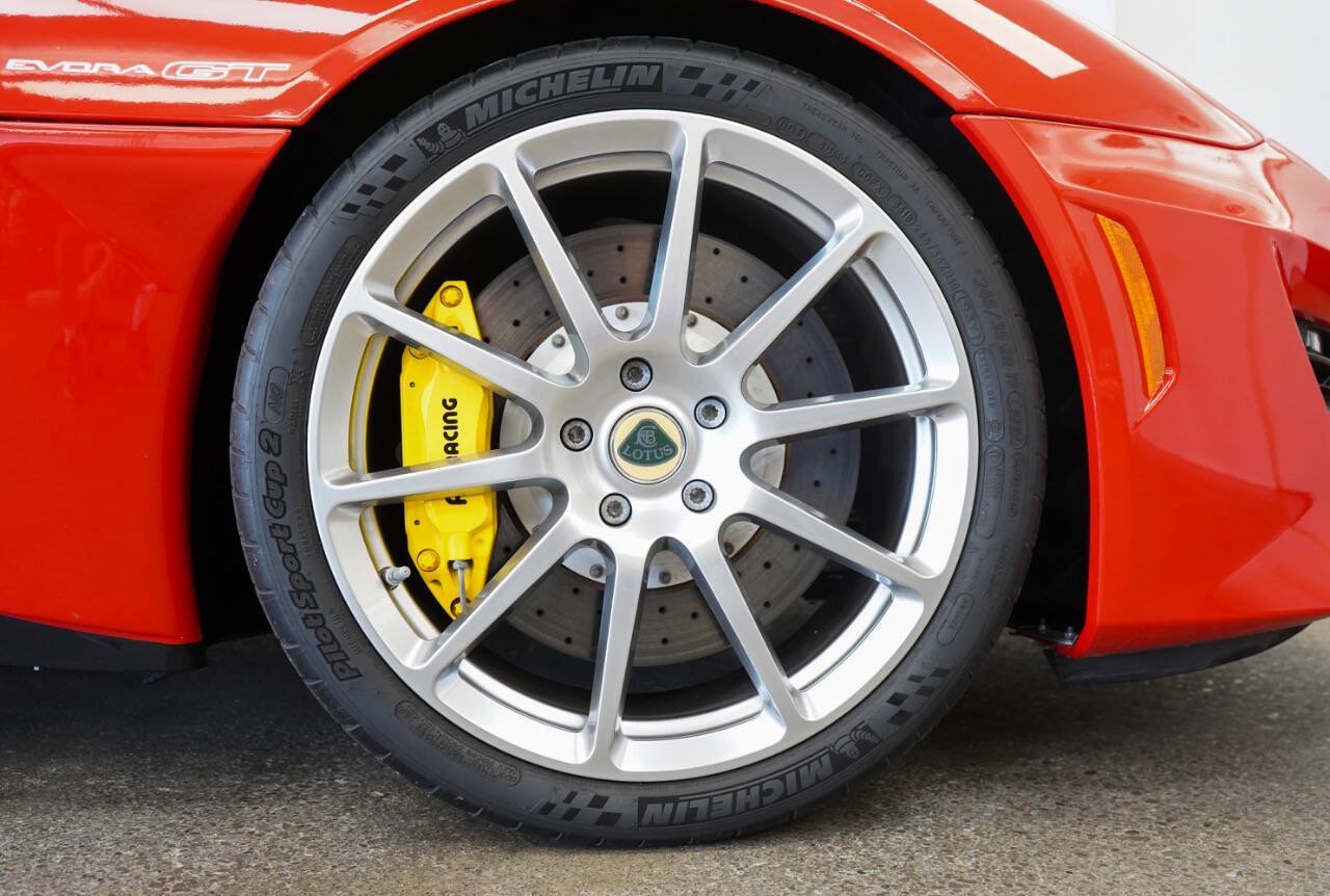 Used 2020 Lotus Evora RWD image 17